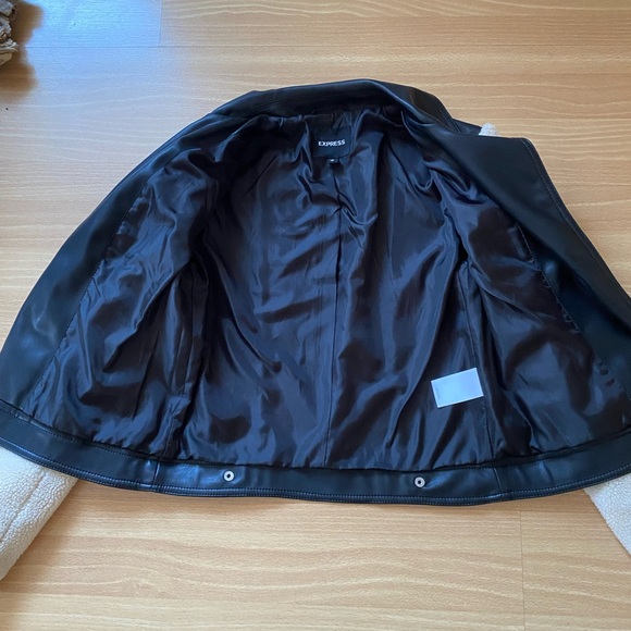 Motor jacket with shearling sleeves - Picture 5 of 6